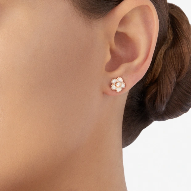 Ohrring Blume Roségold Emaille Und Diamante